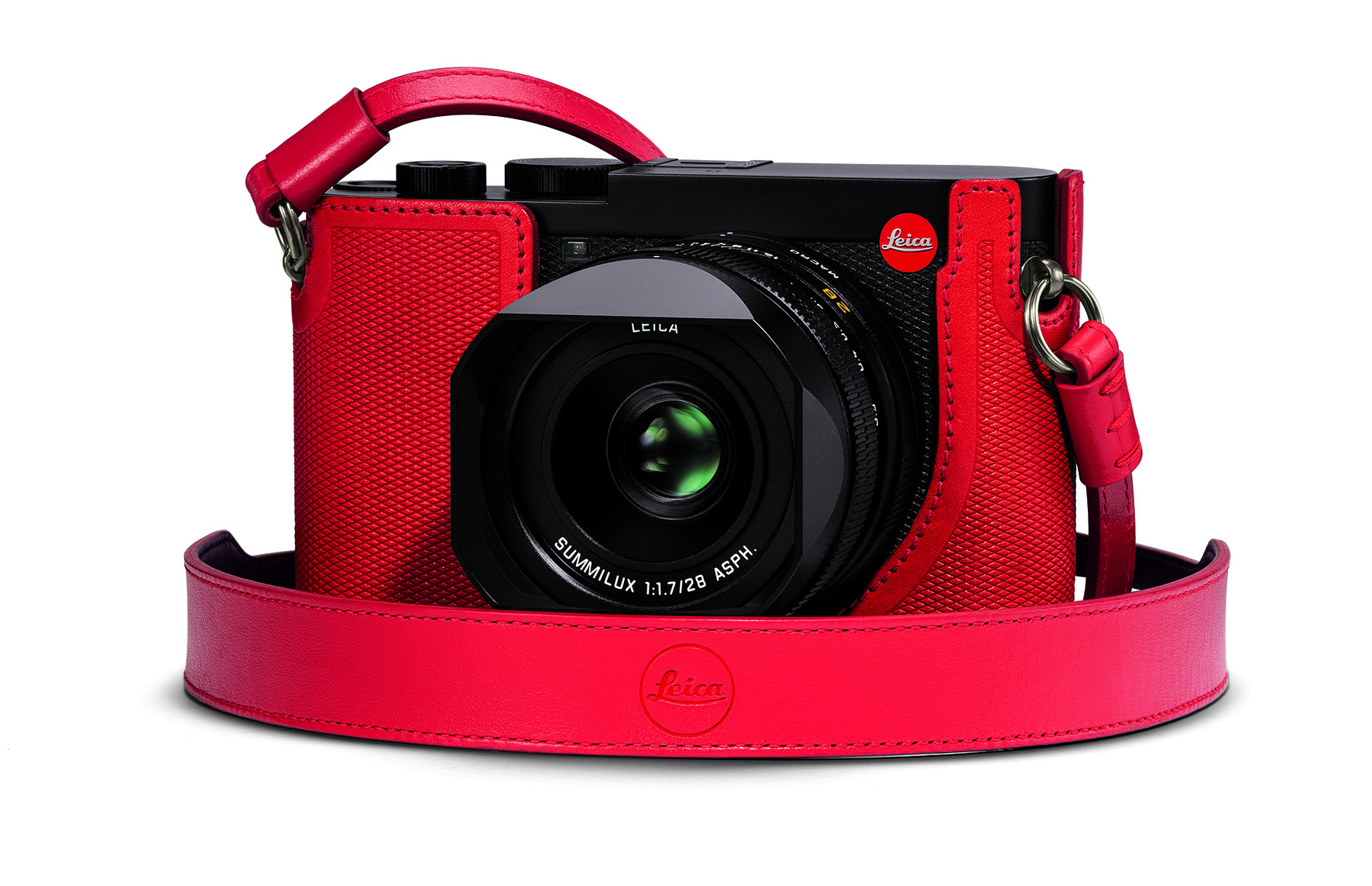 Leica Q Technical Equipment & Accessories | Leica Camera AG