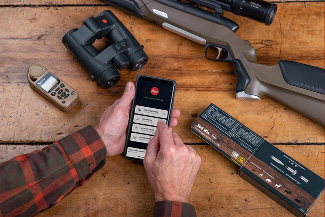 https://leica-camera.com/sites/default/files/styles/content_large/public/2021-12/Ballistics-App-Slider_Landingpage_1070x714_4.jpg?itok=ir7eO4l6