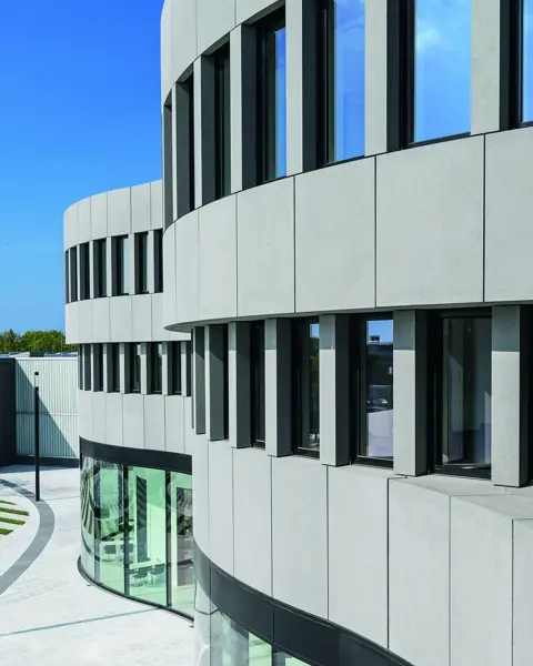 Leica Building