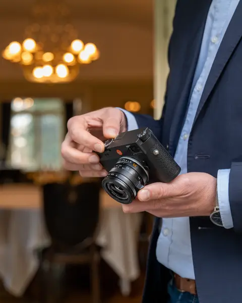 Man with a leica M
