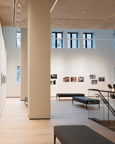 Leica Gallery Chicago insideview