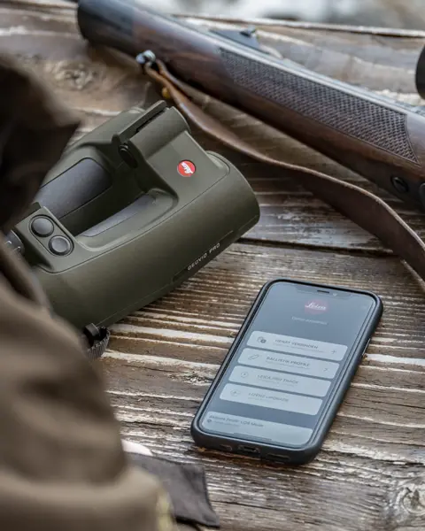 Leica-Geovid-Max