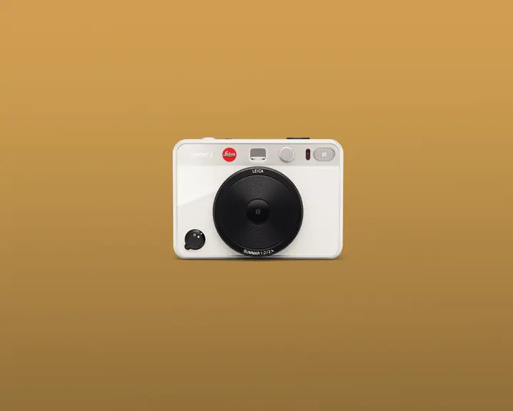 Leica Sofort 2 white, front view.