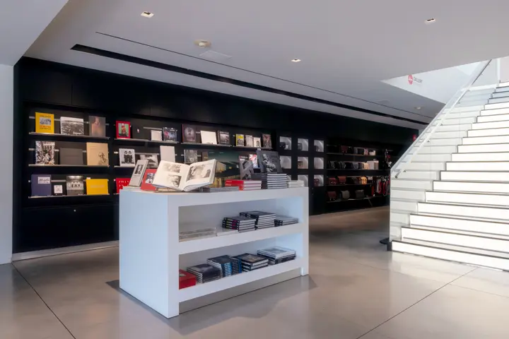 Leica Store Los Angeles