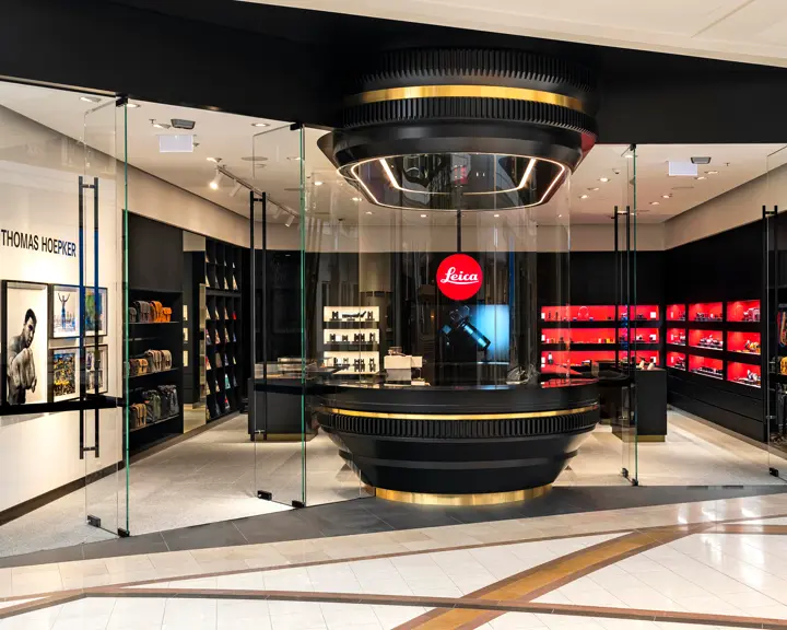 Leica_Store Melbourne Chadstone insideview