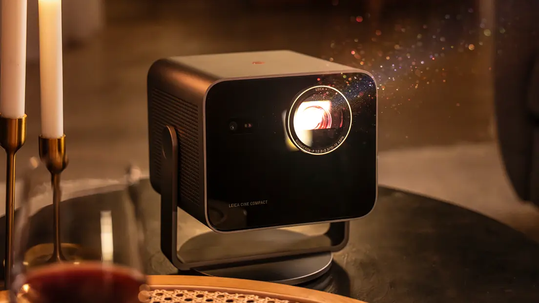 Ambient picture of Leica Compact 1