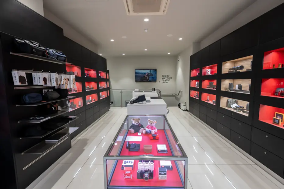 store showcase