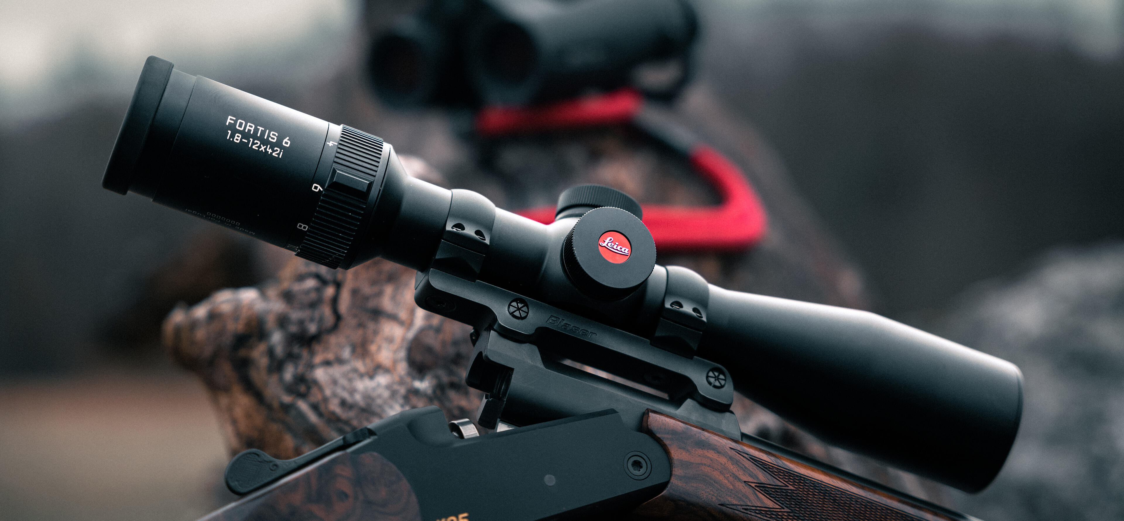 leica-fortis-6_riflescopes_hunting_hero-image