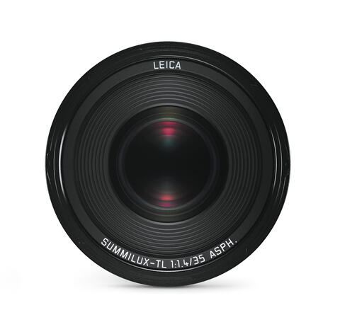 11084_Leica-Summilux-TL_35_ASPH_black_TOP58b3f77862078.jpg