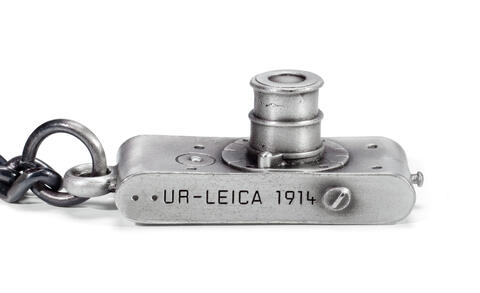 96342_Keyring-Ur-Leica_Detail2.jpg