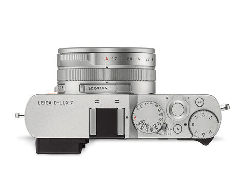 19115_Leica-D-Lux7_top.jpg