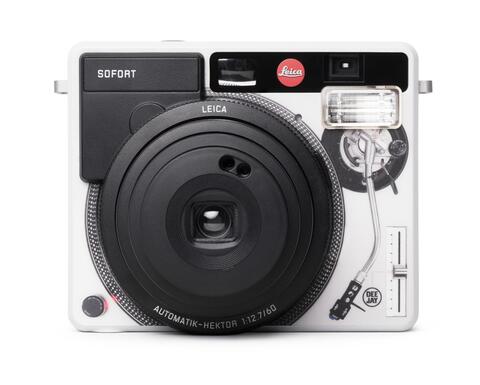 Leica-SOFORT-deejay_fronton_19111_1147x886px.jpg Leica-SOFORT-deejay_fronton_19111_1147x886px.jpg
