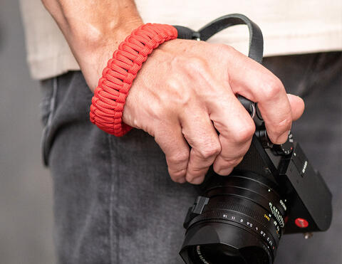 18892-Leica-Paracord-Handstrap-created-by-COOPH,-rot_image.jpg