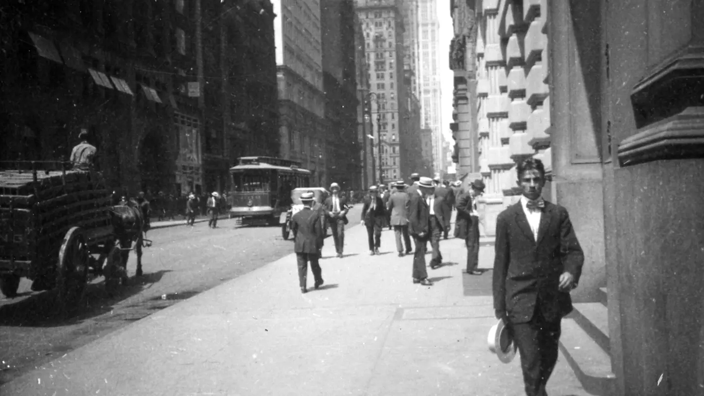 Old Leica picture from People in New York