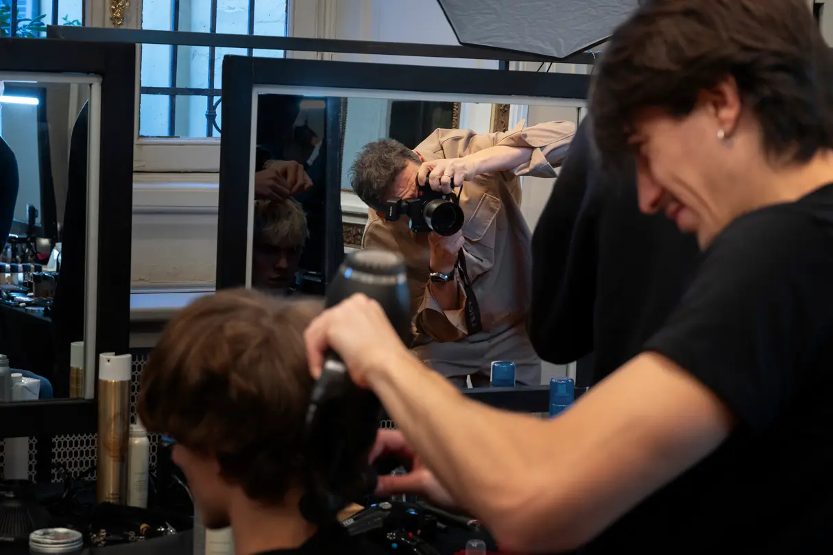 Stefano Guindani with a Leica SL3-S backstage