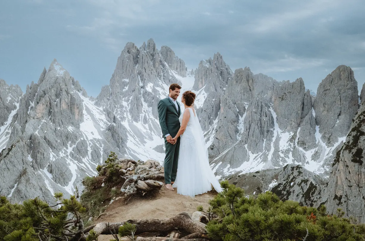 Wedding couple in the mountains
