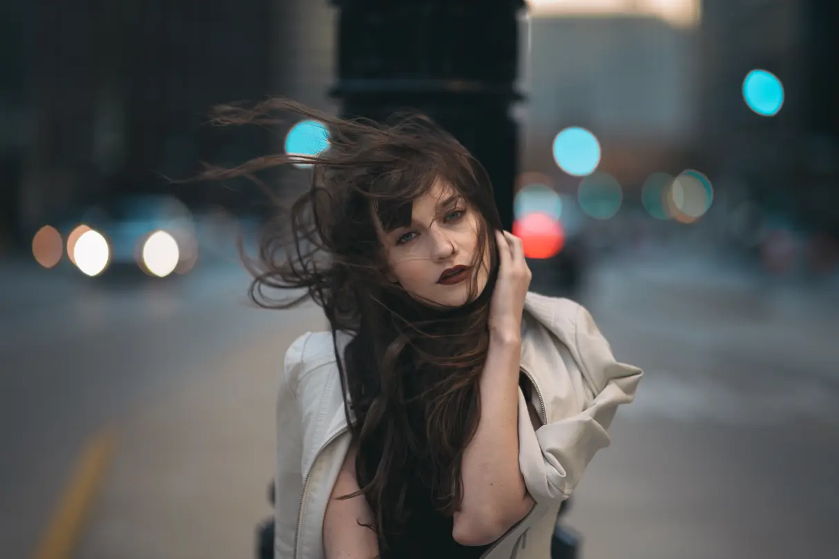 Woman with long brown hairs