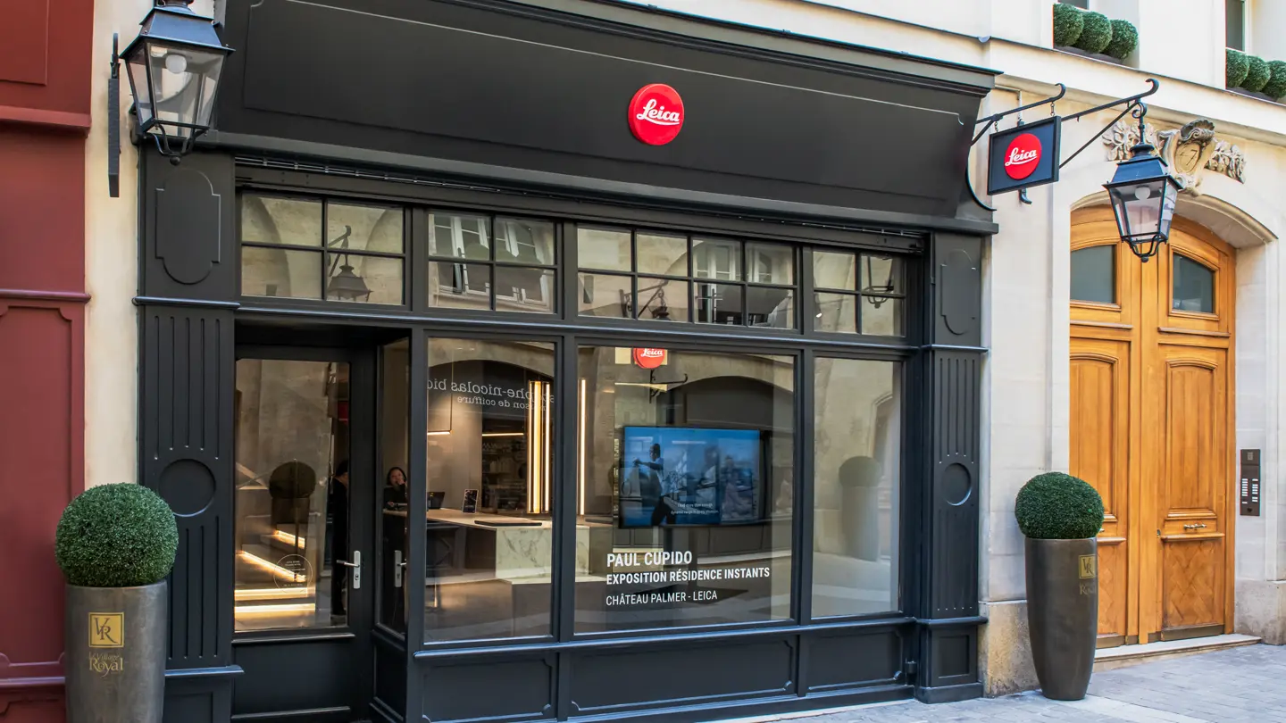 Leica Store Paris Village Royal inside Exterior view