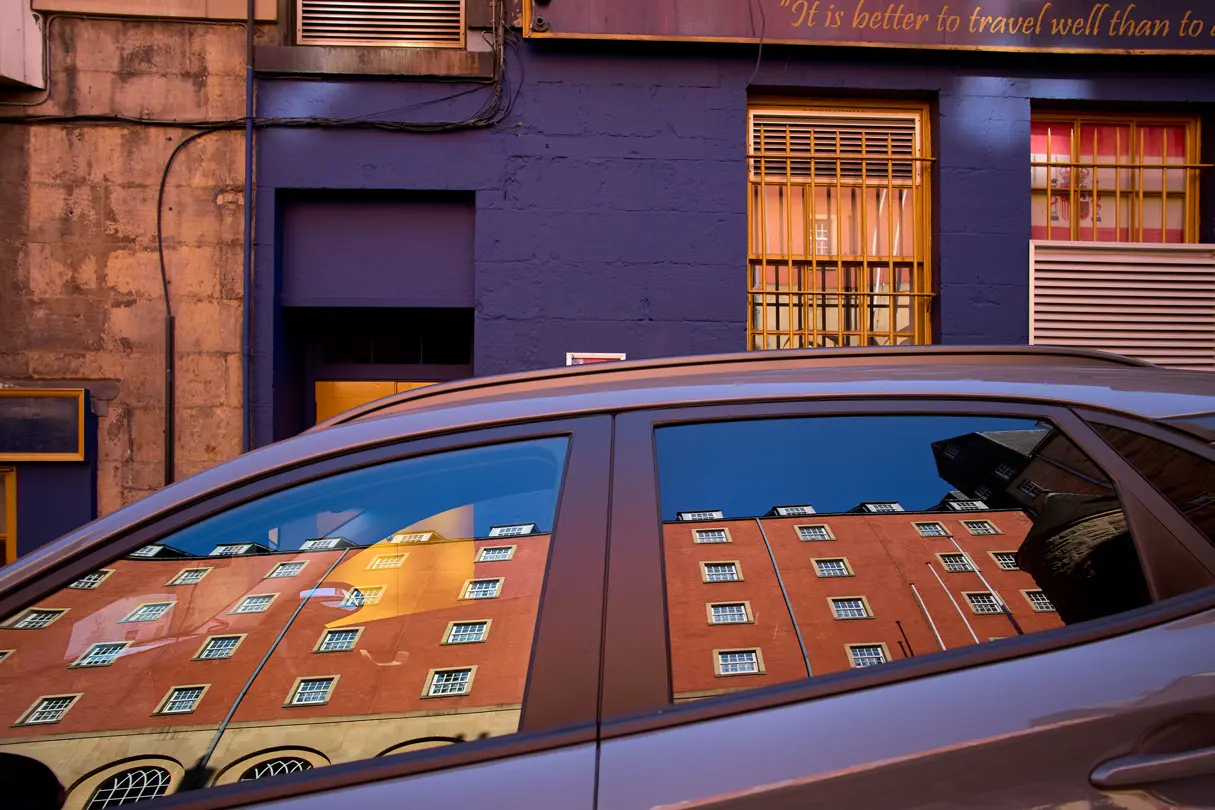 car in front of a building