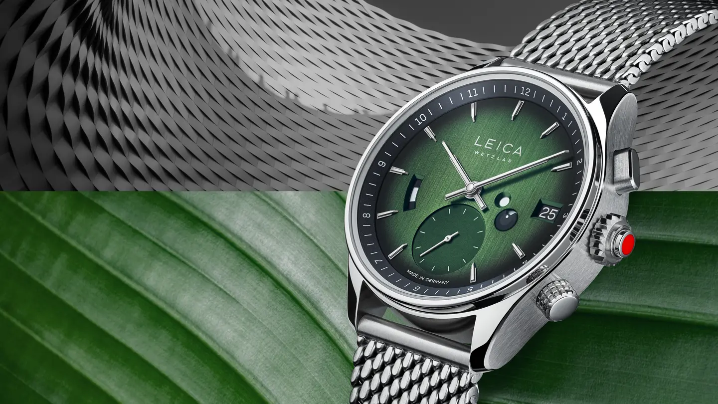 Leica ZM2 Urban Green with Steel Milainse strap