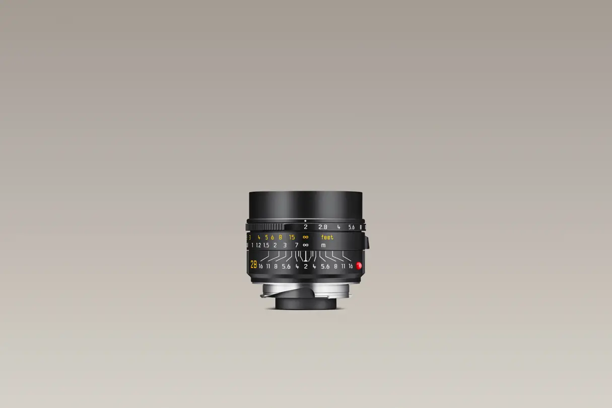 Leica Summicron-M 28 side view