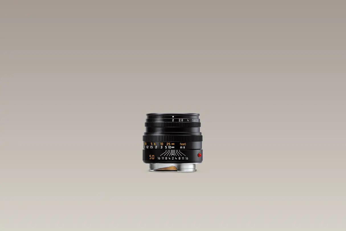 Summicron-M 50 f/2 side view