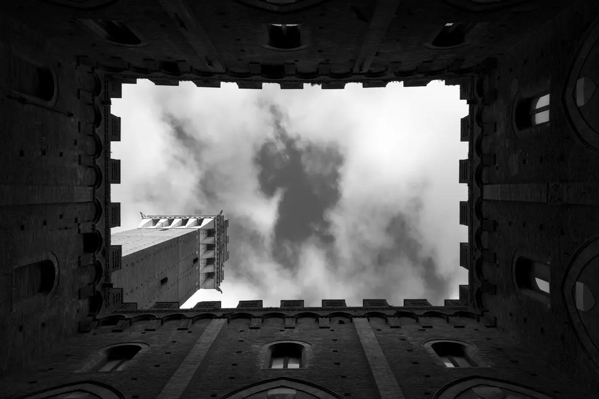 building monochrom photography