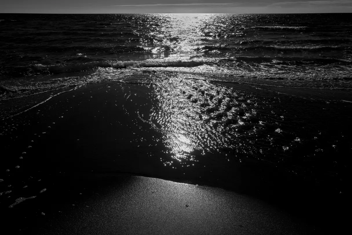 ocean monochrom photography