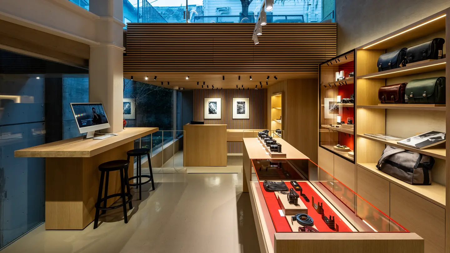 Leica Store tokyo Omotesando