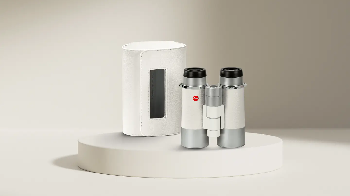 Leica Ultravid White Ocean on a display