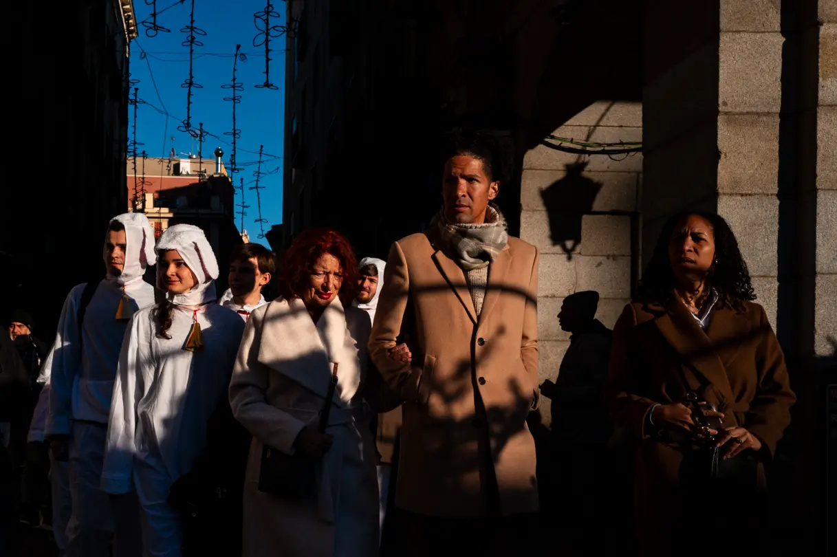 Victor M. Pérez - Paseando por la ciudad