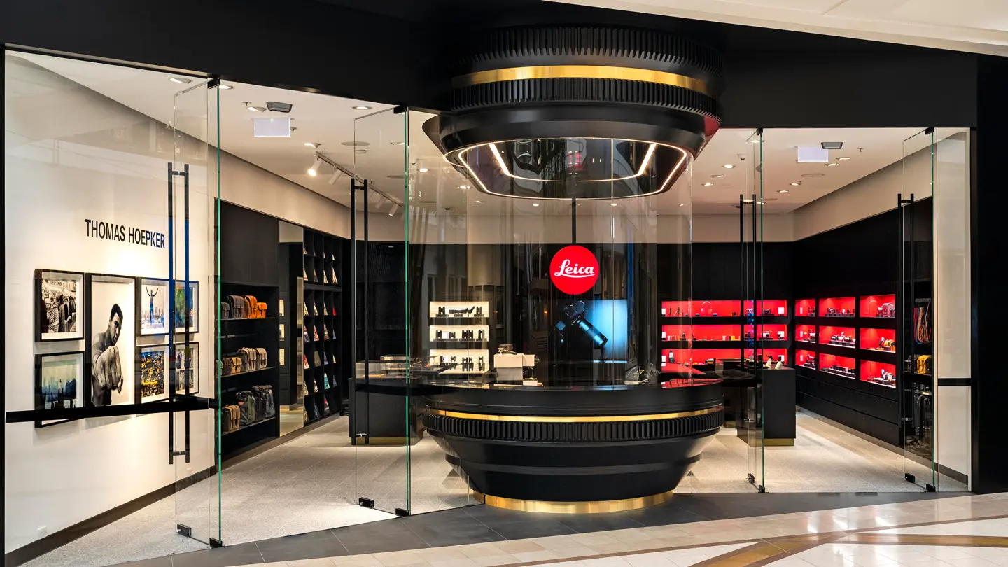 Leica_Store Melbourne Chadstone insideview
