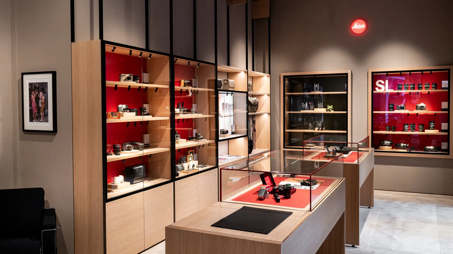 Leica Store Milan insideview