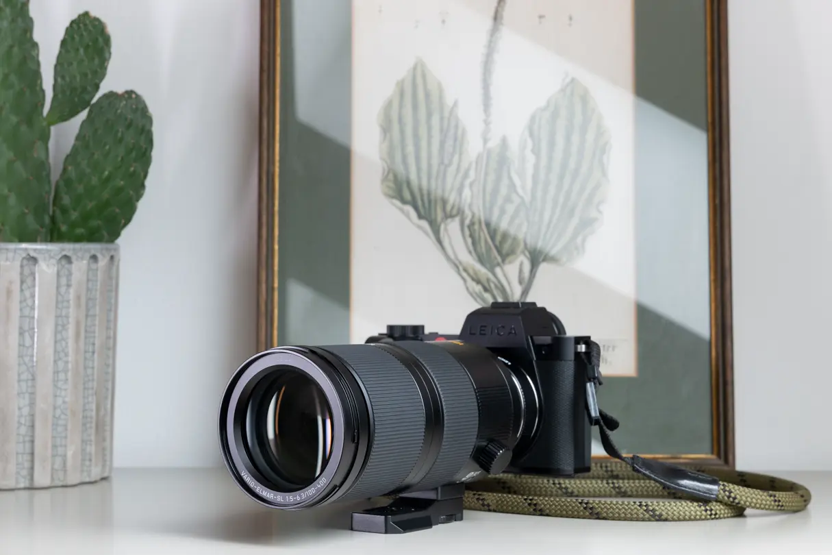 Leica SL2-S with the Vario-Elmar-SL 100-400 and a dark green strap