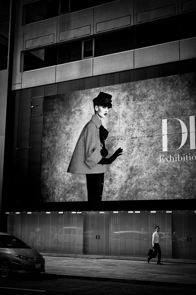 dior ad b&w