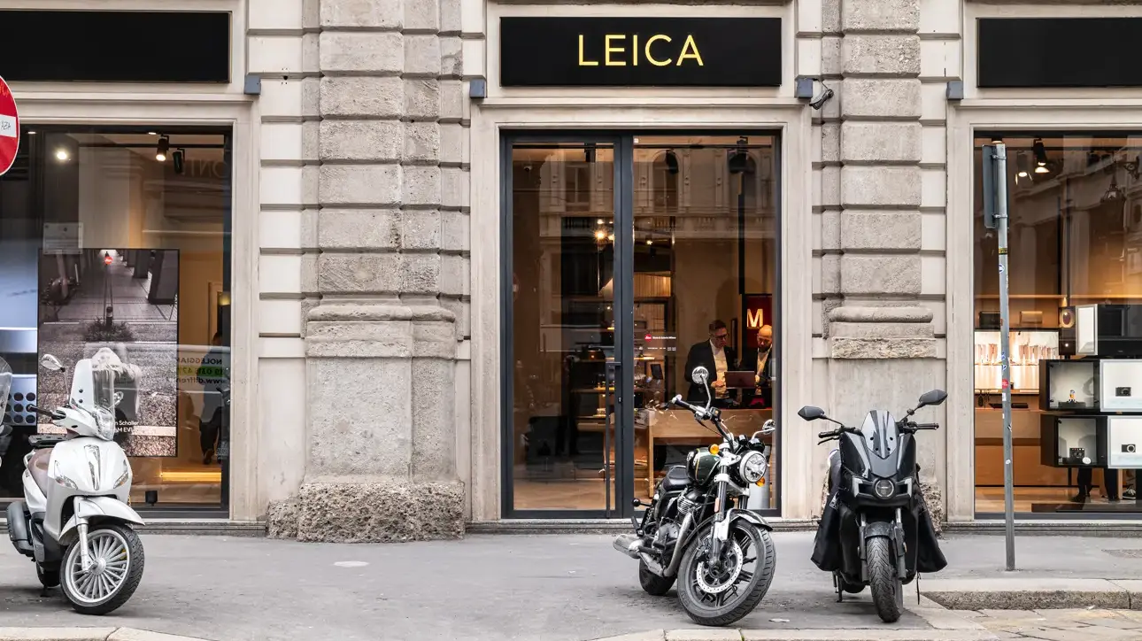 Leica Store Milan outside