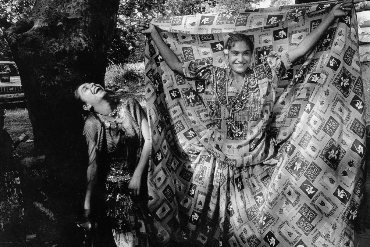 woman with fabric b&w