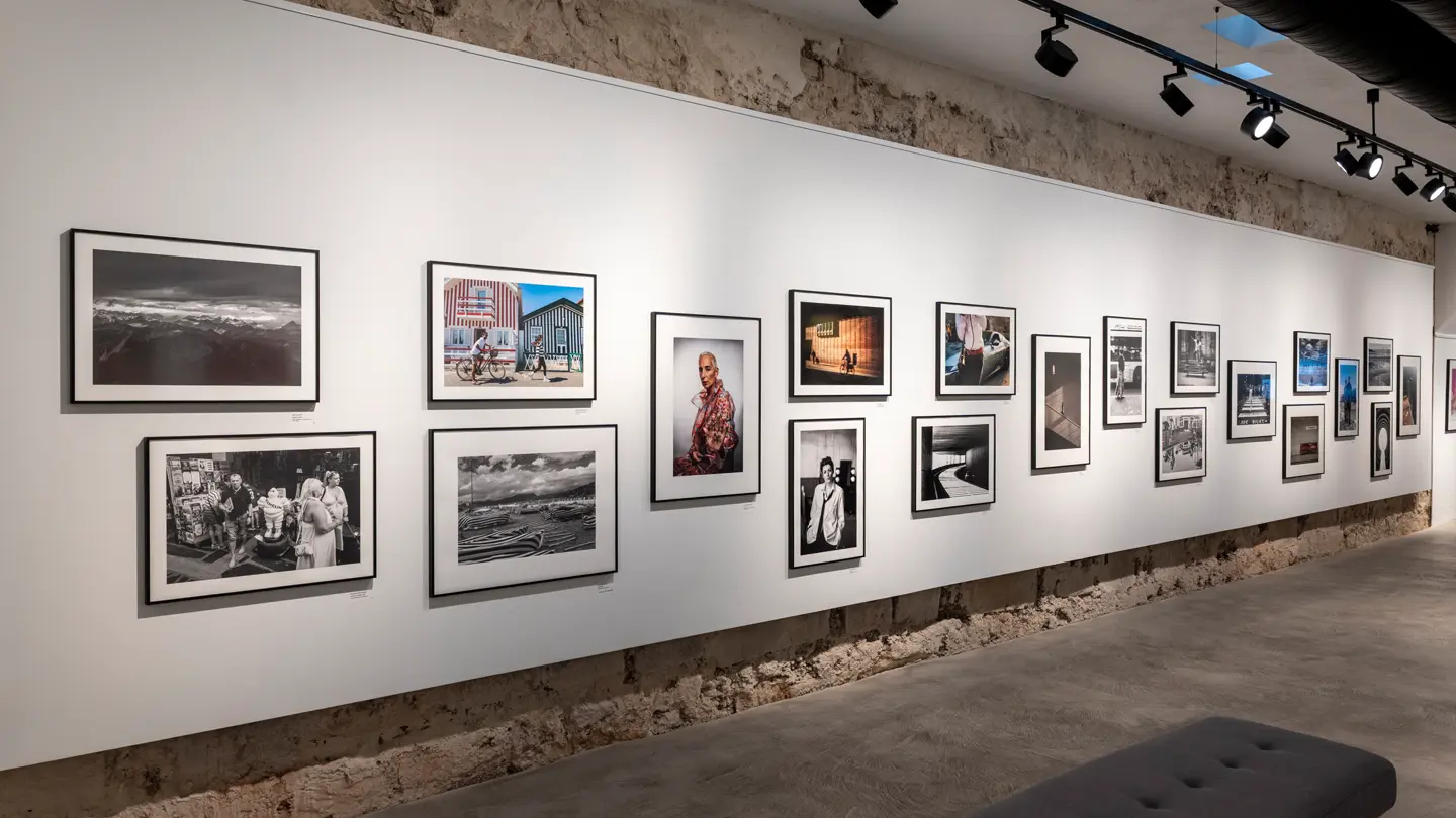 Ausstellungsansicht Leica Moments 2