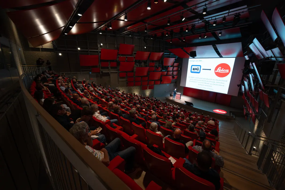Leica Summit 28