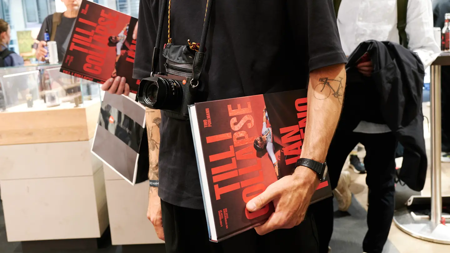 Book Till I Collapse, Leica Projekt Raum Hamburg
