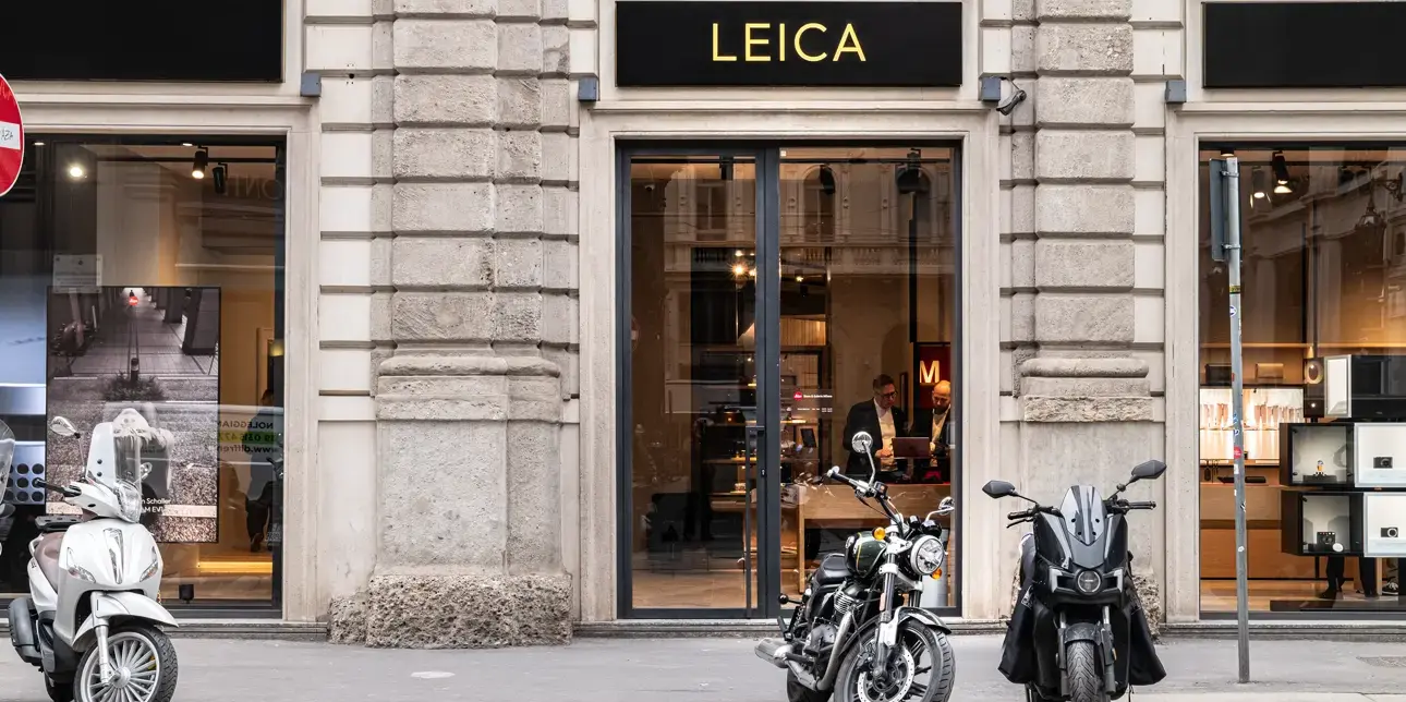 Leica Store Milan outside