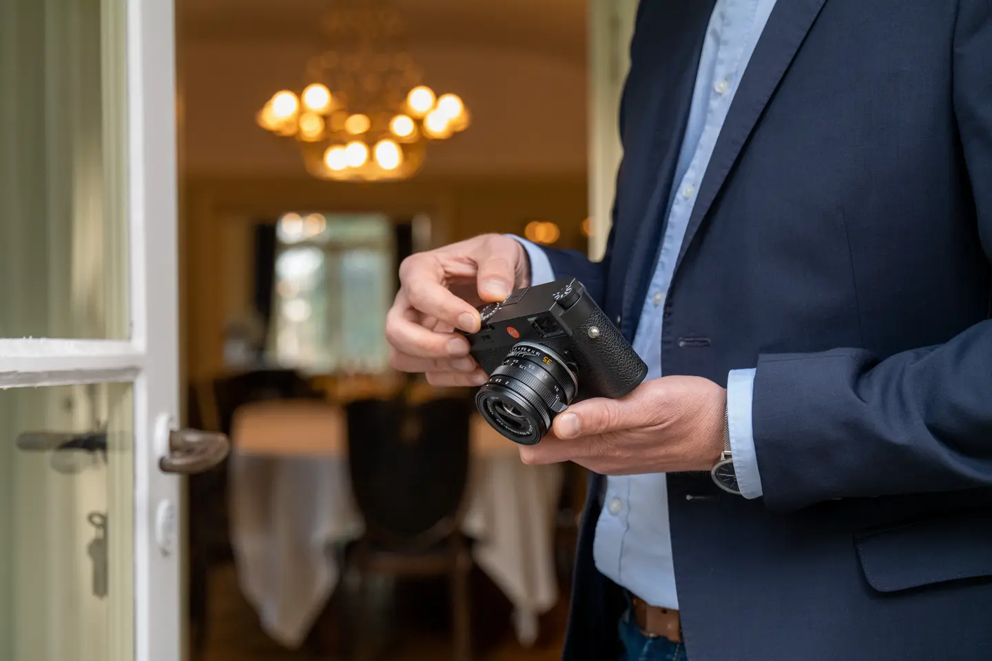 Man with a leica M