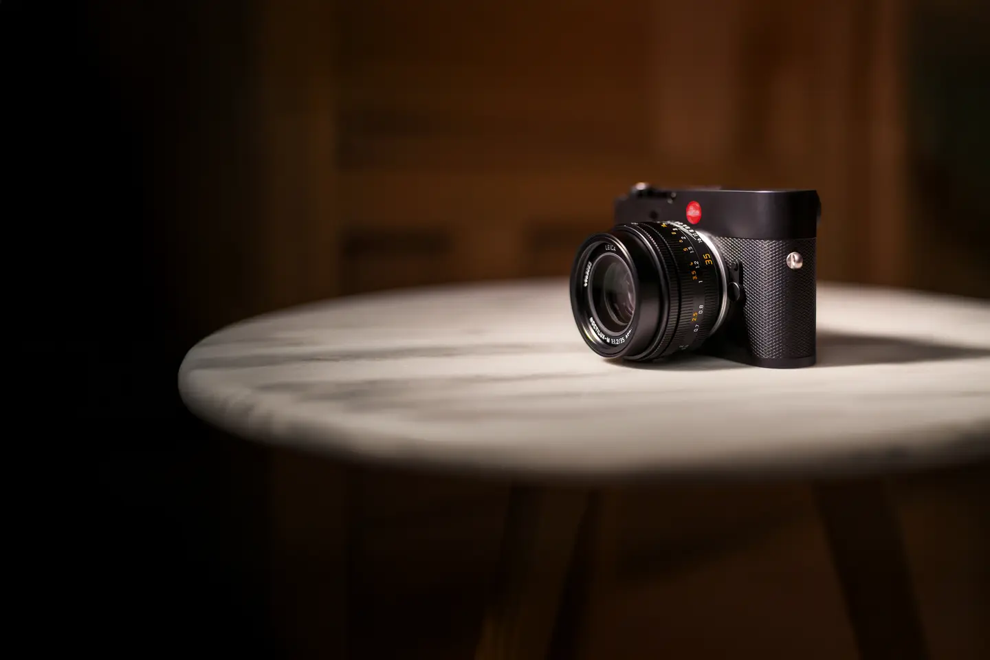 Leica M EV1 with Noctilux-M 35 f/1.2 ASPH. on a desk