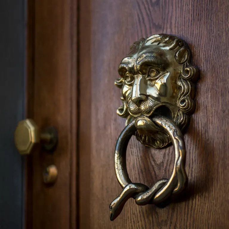 LCCH-Noctilux35mm-AndreasPretali-Zurich_Quadrat-33