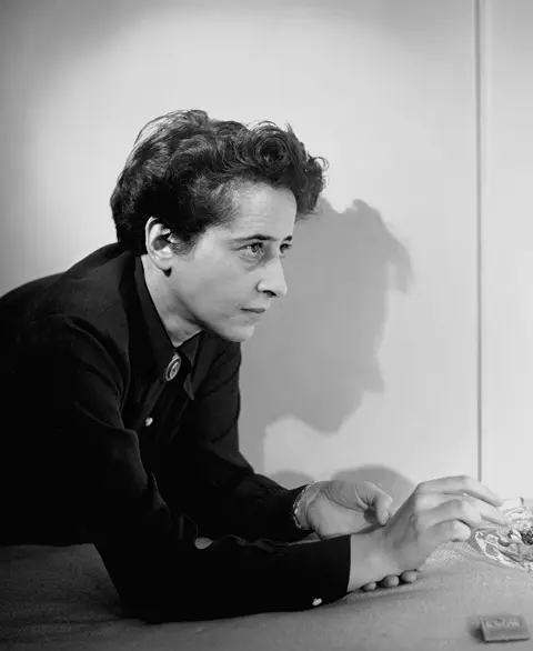 Hannah Arendt New York 1944