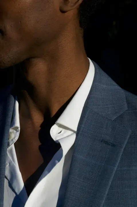 neckline of a man in a suit