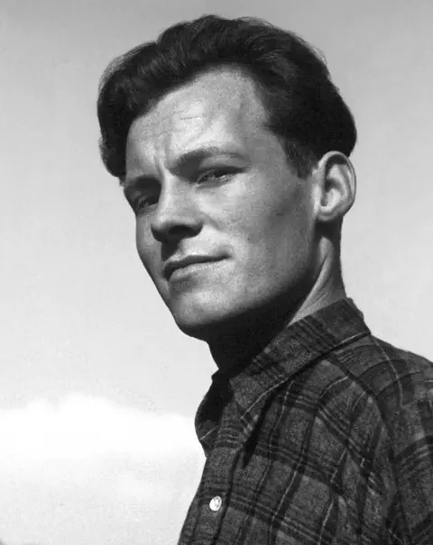 Willy Brandt Paris 1937