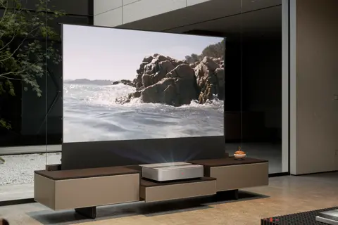 Cine 1 in a living room