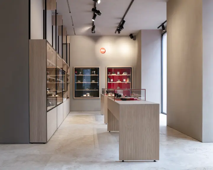 leica store milano 1