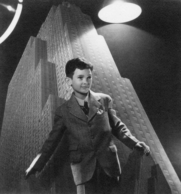 Exposición Centenario Surrealista